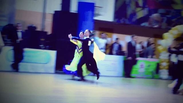 Владлен Кравченко и Айгерим Токтарова - Квикстеп смотреть онлайн