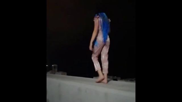 я не знала что выложить но пока что такое видео скоро будут влоги смотреть онлайн