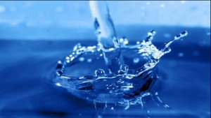 как правильно умыть святой водой ребенка