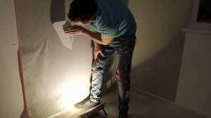 Обойные дела. Как мы клеили обои на стены в доме из СИП-панелей.