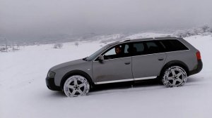 2003 Audi Allroad Quattro BiTurbo Snow in