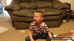 Реакция на другие Реакции детей на плохие подарки.