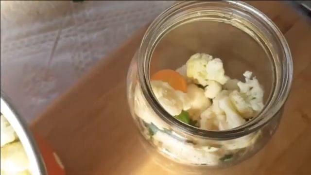МАРИНОВАННАЯ ЦВЕТНАЯ КАПУСТА НА ЗИМУ. ВКУСНАЯ ЗАКУСКА ИЗ ЦВЕТНОЙ КАПУСТЫ. ЗАГОТОВКИ НА ЗИМУ.