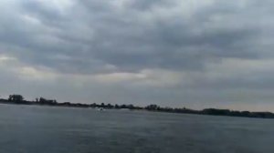 Стеклопластиковый катер Wyatboat-430 DC (тримаран)