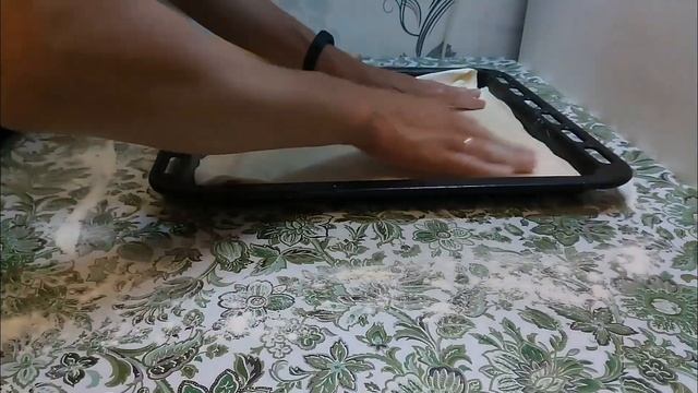 Пицца на слоеном тесте с моцареллой / Puff pastry pizza recipe