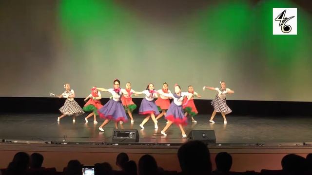 Танец "Добрый вечер, Москва"