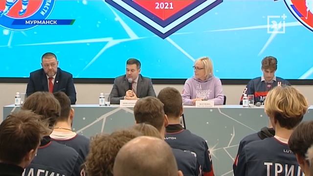 Хоккейный клуб «Арктика» представил обновленный состав
