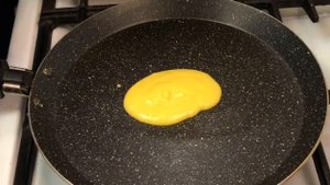 Вафельные трубочки на сковороде