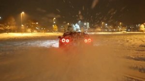 Nissan GT-R зимний старт с места