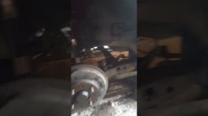 Замена задней балка Mazda Demio DW3W 2002 года .Своими руками.часть 1