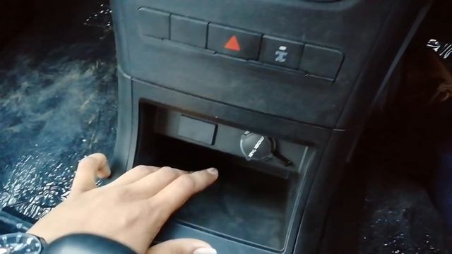 Mahindra XUV5OO W3 Base Variant - First Review | Value for Money SUV !! смотреть онлайн