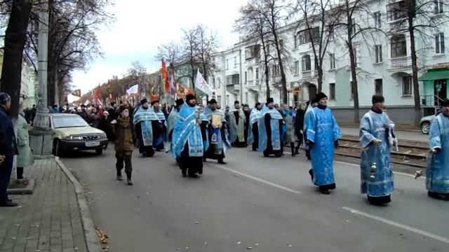 Крестный ход в Магнитогорске собрал тысячи людей смотреть онлайн