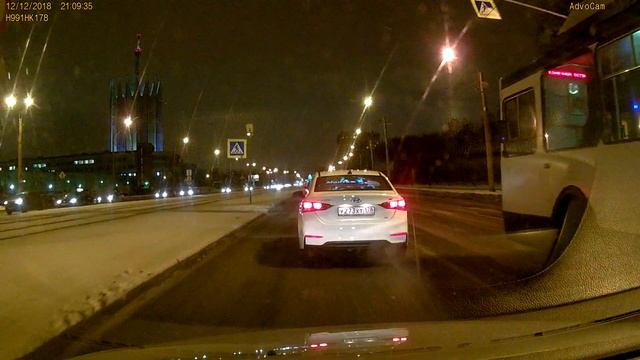 Видеоэкран на авто 1