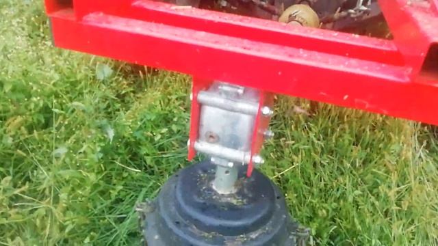 Обработка ботвы. ботвоудалителем.