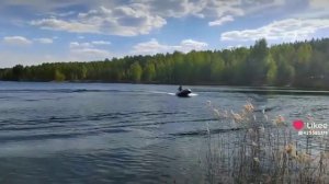 Лодка Ривьера 3200, мотор Гладиатор 9.8