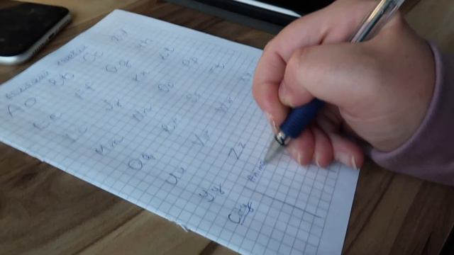 АНГЛИЙСКИЙ В ПОЕЗДЕ | Чем себя занять? смотреть онлайн