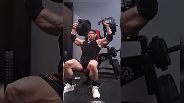 GYM FAIL too many smelling salts 😂 смотреть онлайн