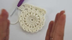 Crochet Simple Granny Square You Can Use Anywhere / Beginner Friendly Tutorial