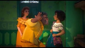 м/ф "Энканто" (моя переозвучка ПЕПЫ) // сцена + песня "Не упоминай Бруно" (отрывок)