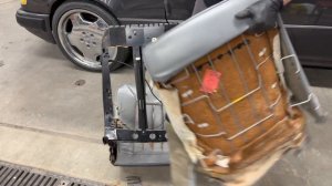 Seat Repair on Mercedes-Benz 300CE W124 | MB-Tex Seat Skin Upholstery Swap