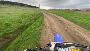 Выезд в первый раз на бешеной тяге Yamaha YZ250 2T, ЗВЕРЬ!