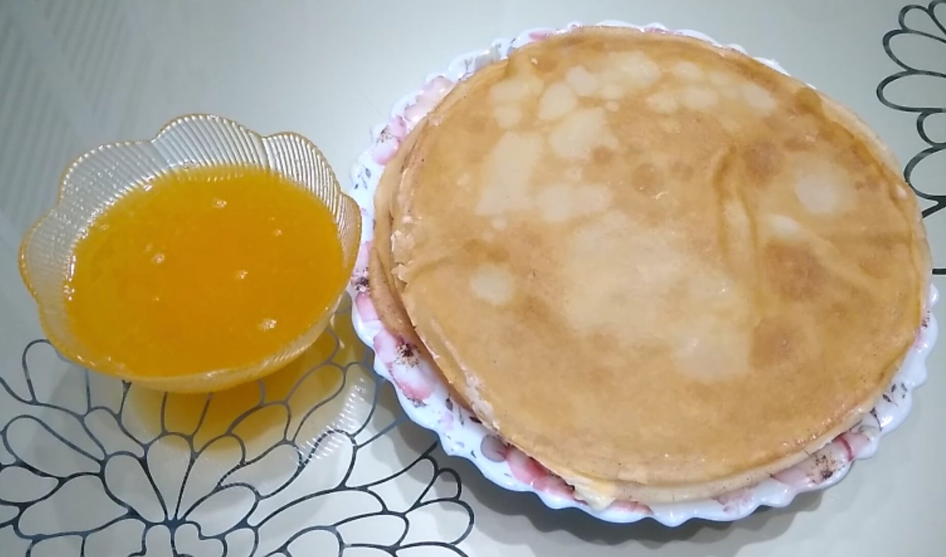 Нежные, тонкие блинчики смотреть онлайн