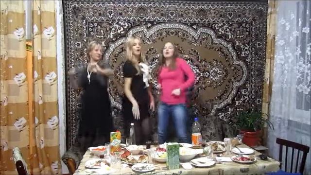 Танцы у ковра) смотреть онлайн