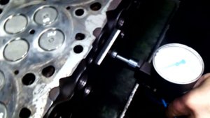 КАМАЗ с движком CUMMINS 6iSBe - проверка качества притирки клапанов ВАКУУМ ТЕСТЕРОМ, а не керосином