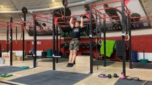 Строгие подтягивания до груди на перекладине