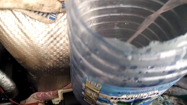 Emgrand x7,промывка радиатора отопителя салона. смотреть онлайн