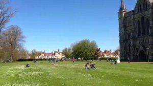 Salisbury Cathedral 12 o' clock