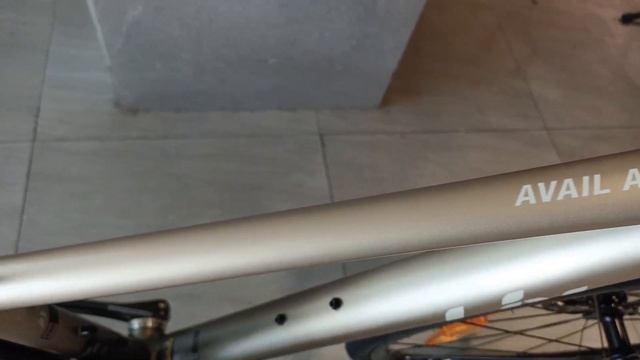 2024 GIANT LIV AVAIL AR 3 WOMEN ROAD BIKE смотреть онлайн