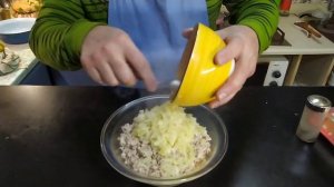 Слойки типа расстегаи,с мясной начинкой. #Титовикомпания