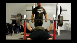 Bench moves power lifting.