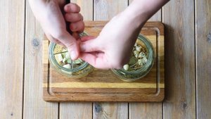 ? Маринованные огурцы по-венгерски на зиму (хрустящие) — рецепт вкусной заготовки на зиму