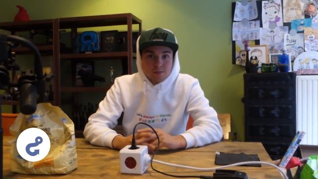 VROUWEN ZONDER BH? - MANVRAAG #1 смотреть онлайн