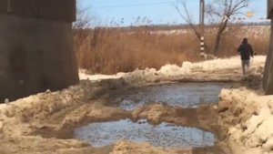 Объезжая пробку