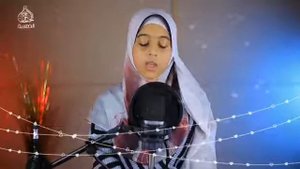 мусульманка очень красиво читает каран