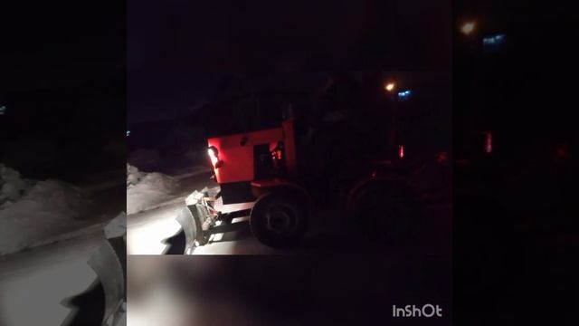 чистка снега минитрактором переломкой в -26 градусов смотреть онлайн