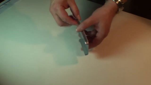 Hands-On Review: Moshi iGlaze Case For iPhone 4 смотреть онлайн