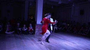 Ariadna Naveira y Fernando Sanchez 4/4 – Una Fija