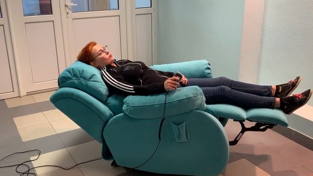 Электрическое кресло-реклайнер для дома
