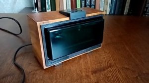 Советские электронные настольные часы