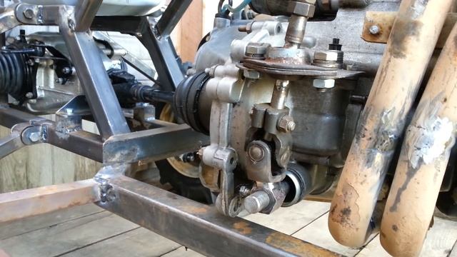 Минитрактор -рама,ходовая часть Homemade tractor, Tractor idea, Vintage motorcyc