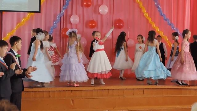 Подарок выпускникам на "Последний Звонок" смотреть онлайн