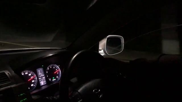 Скайлайн R33 v/s Toyota mark X смотреть онлайн