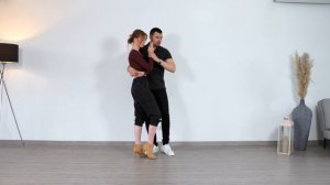 5 EASY Bachata Sensual Moves In The Pretzel Position