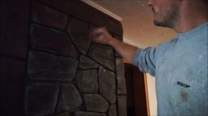 Красим каменную стену из арт бетона!