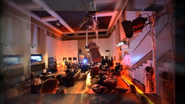 A trip to Abbey Road studios in London смотреть онлайн