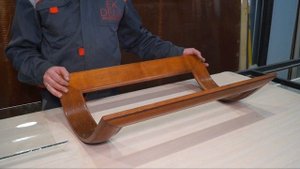 Моллирование: Гибка стекла для мебельного фасада...